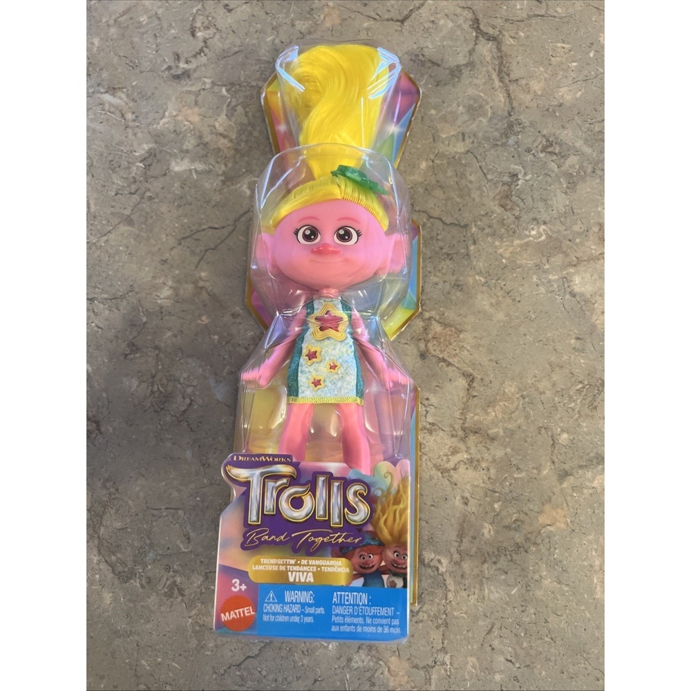 Trolls Band Together Fashion Doll